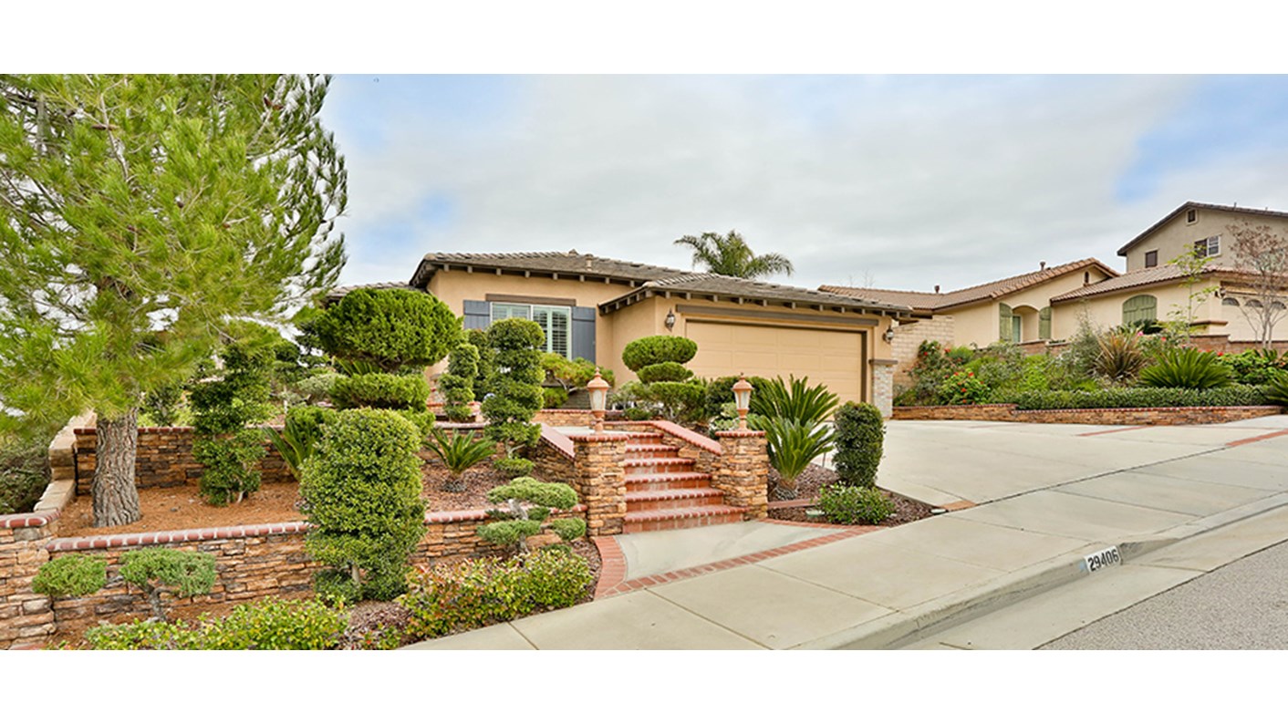 29406 Falling Leaf Dr., Lake Elsinore, CA 92530