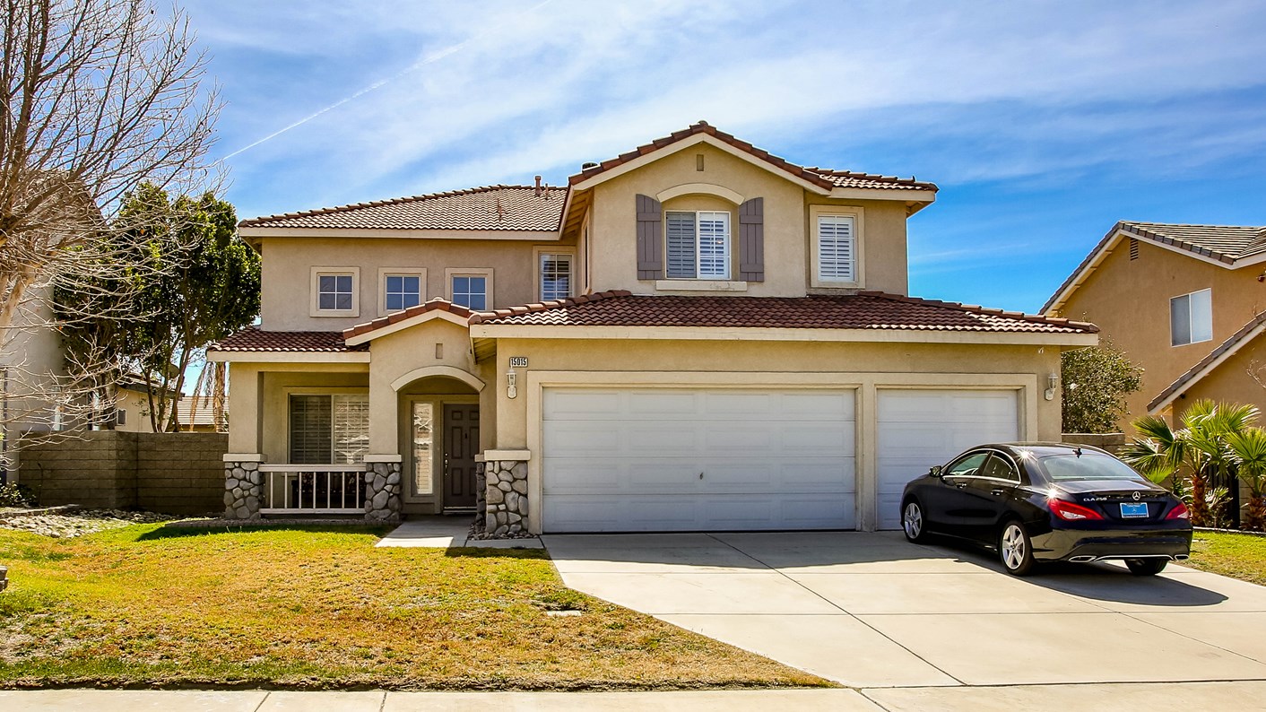 15015 Summerland Lane, Fontana, CA 92336