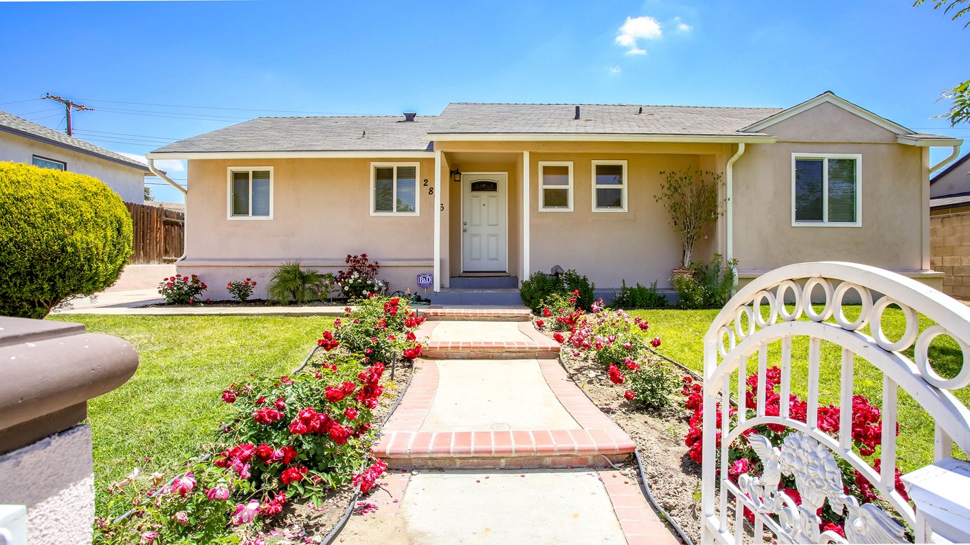 2876 Sumner Avenue, Pomona, CA 91767