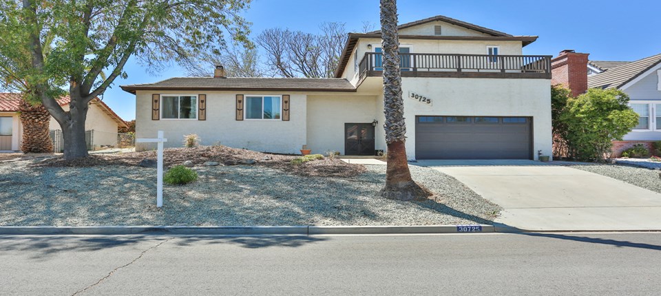 30725 Pyramid Point Drive, Canyon Lake, CA 92587