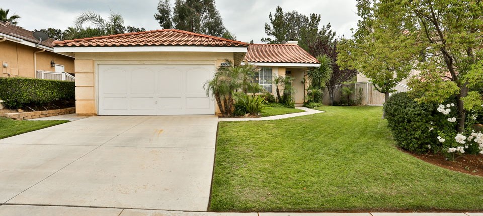 13539 Edgewater Drive, Corona, CA 92883