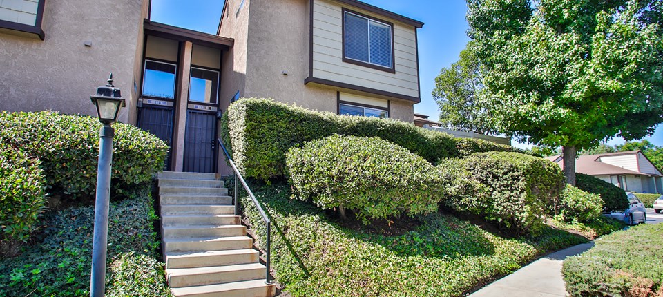 1611 Windmill Lane Unit B, Corona, CA 92879