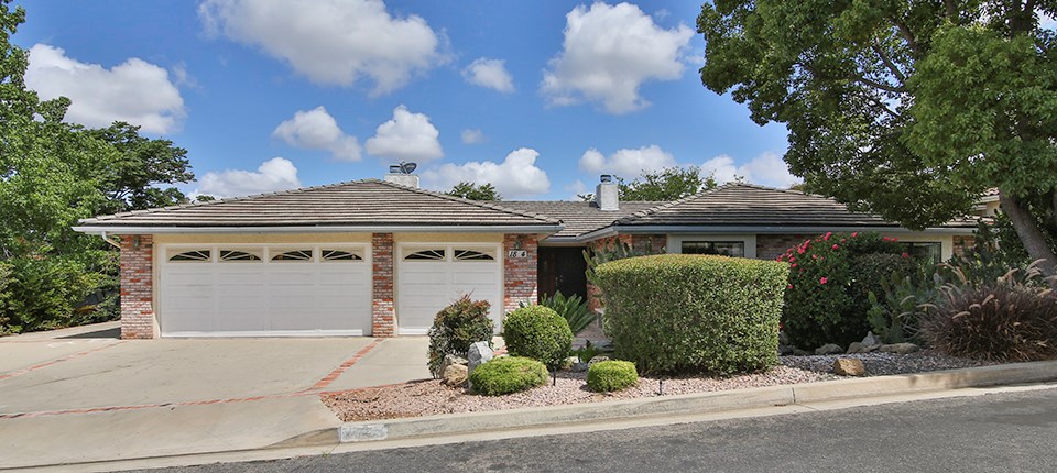 1824 Queens Way, Vista, CA 92084