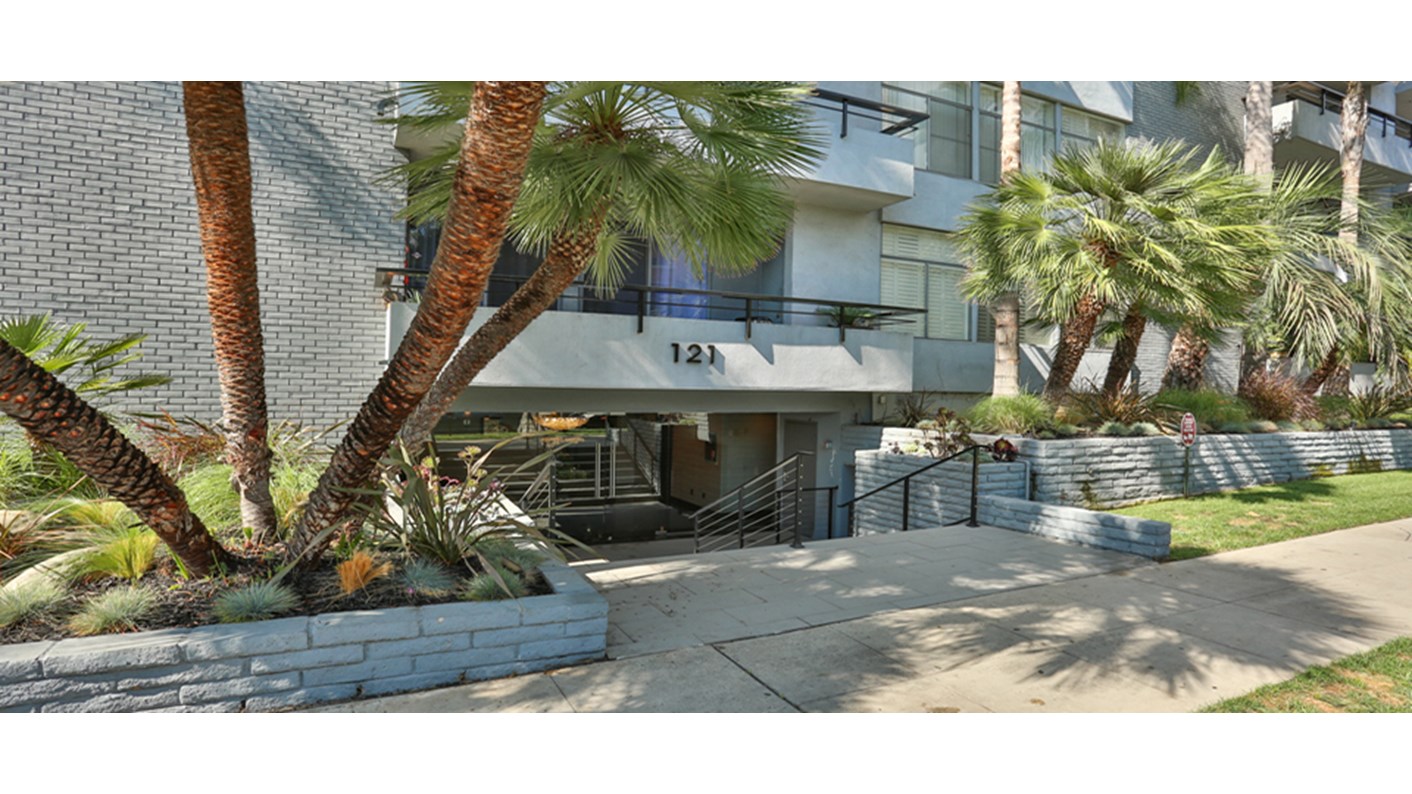 121 South Palm Dr Unit #303, Beverly Hills, CA 90212