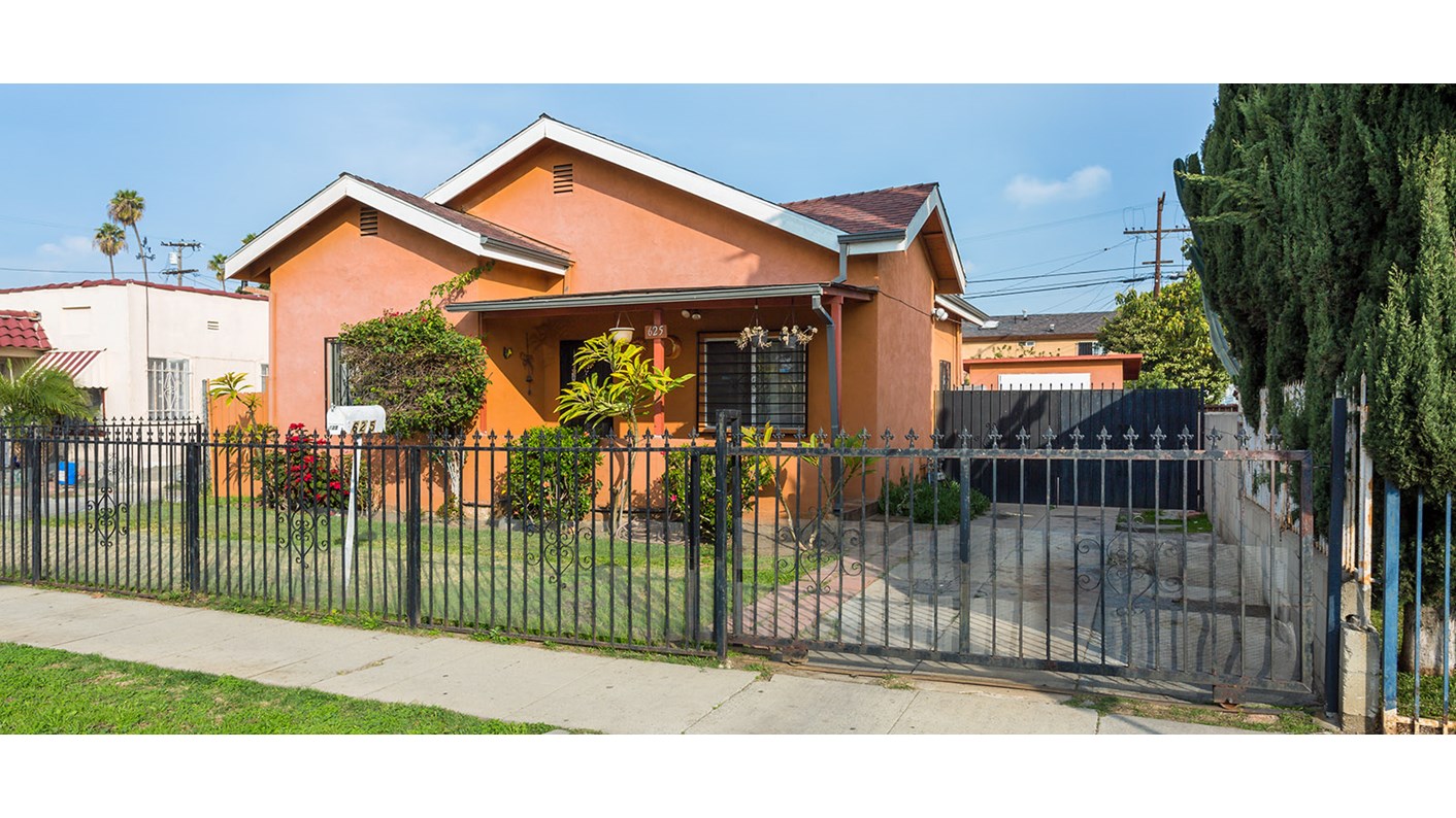 625 East 76th Street, Los Angeles, CA 90001