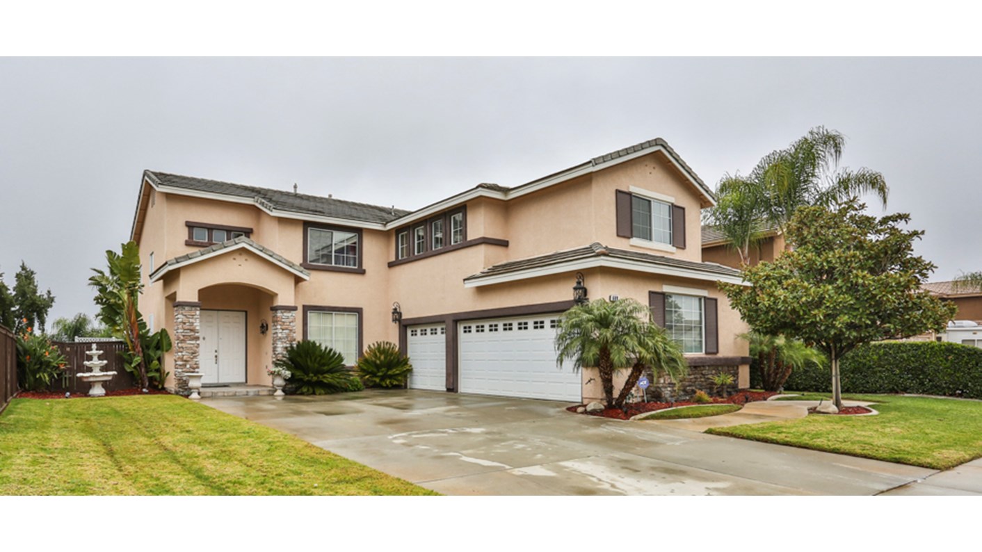 609 Raphael Dr, Corona, CA 92882