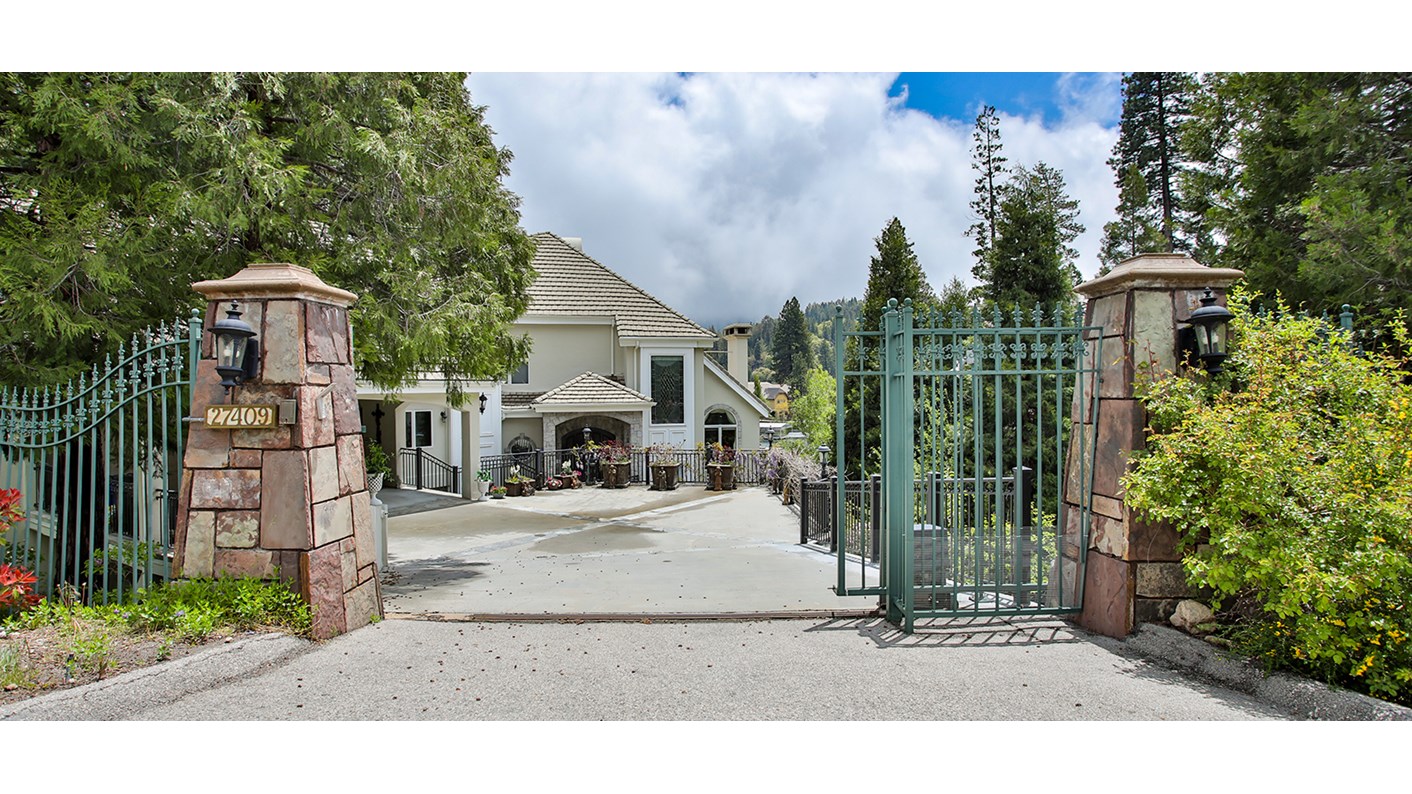 27409 North Bay Road, Lake Arrowhead, CA 92352