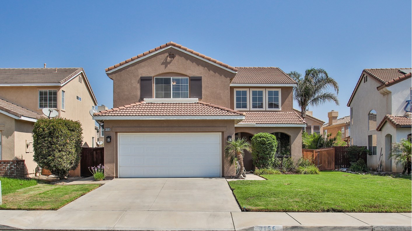 9156 Plume Grass Street, Corona, CA 92883