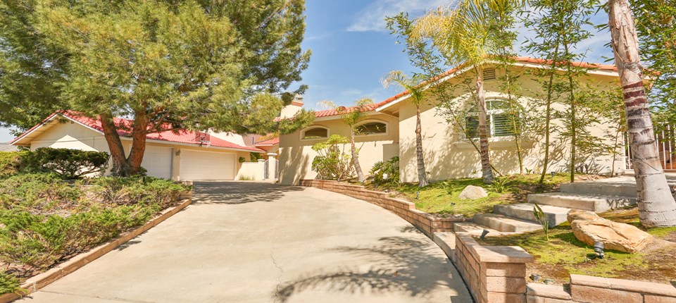 22883 Calcutta Dr, Canyon Lake, CA 92587