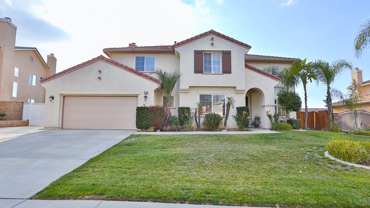 8403 Sunshine Lane, Riverside, CA 92508