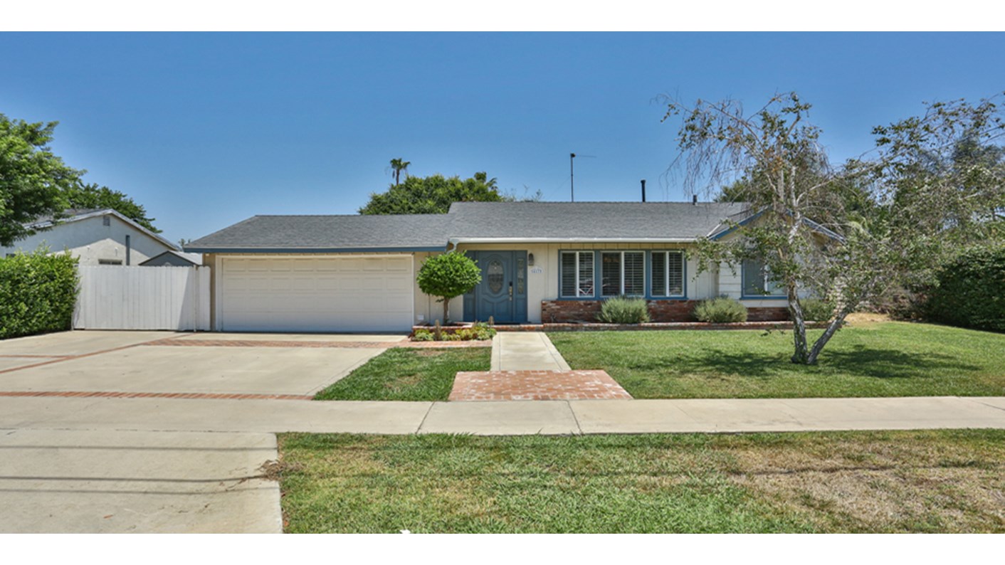 467 S Loretta Dr, Orange, CA 92869