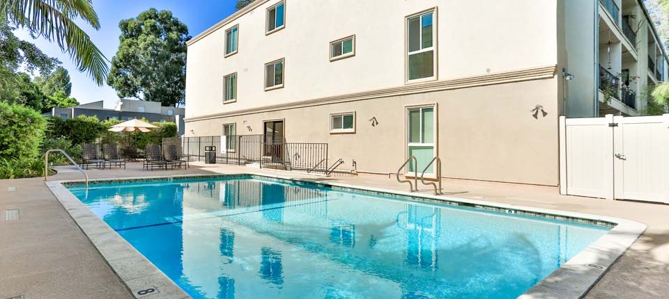 15344 Weddington Street #201, Sherman Oaks, CA 91411