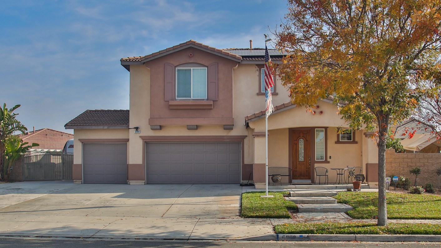 6908 Pantanerio Drive, Corona, CA 92880