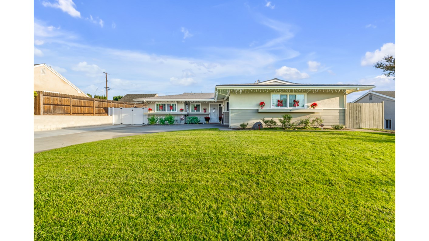 15812 El Soneto Drive, Whittier, CA 90603