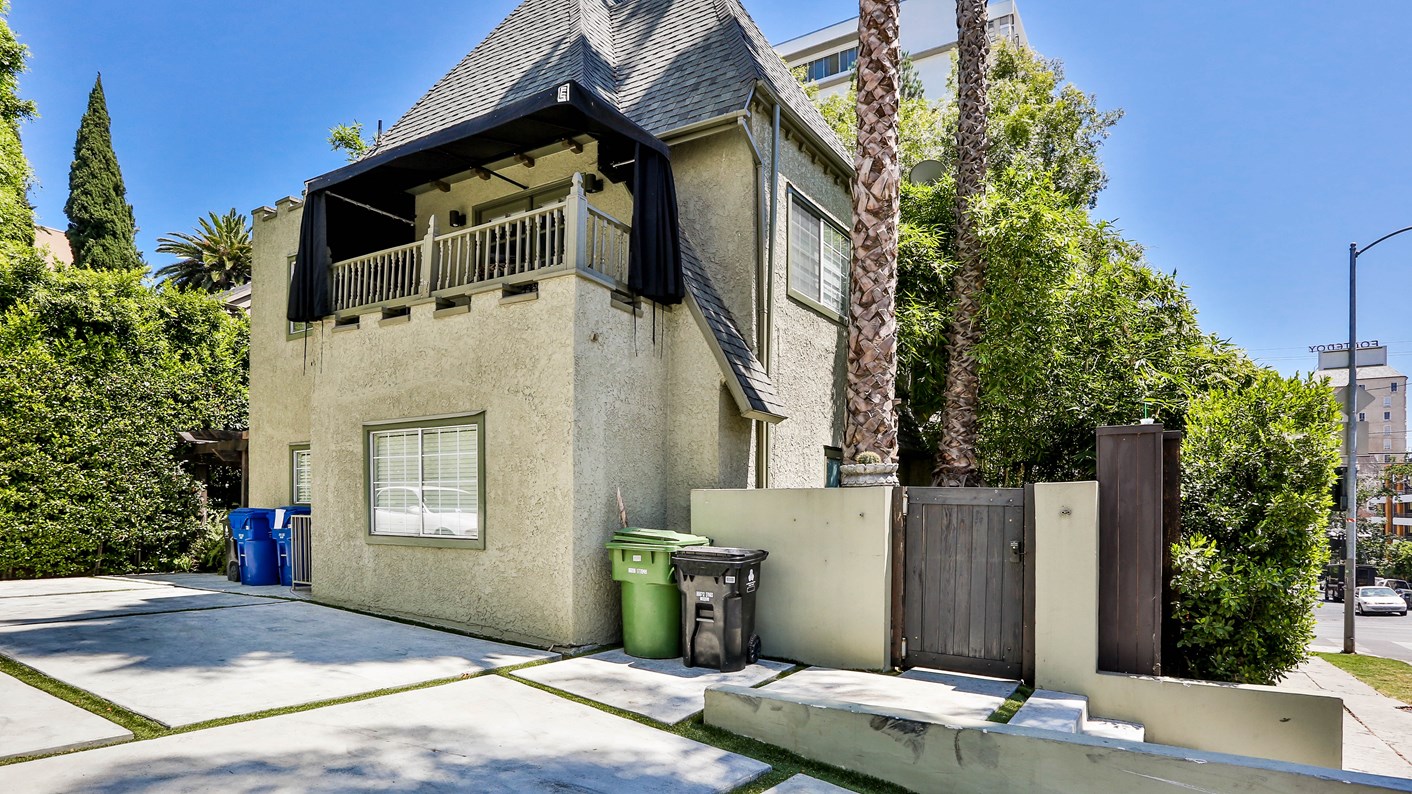 6561 Franklin Ave, Los Angeles, CA 90028