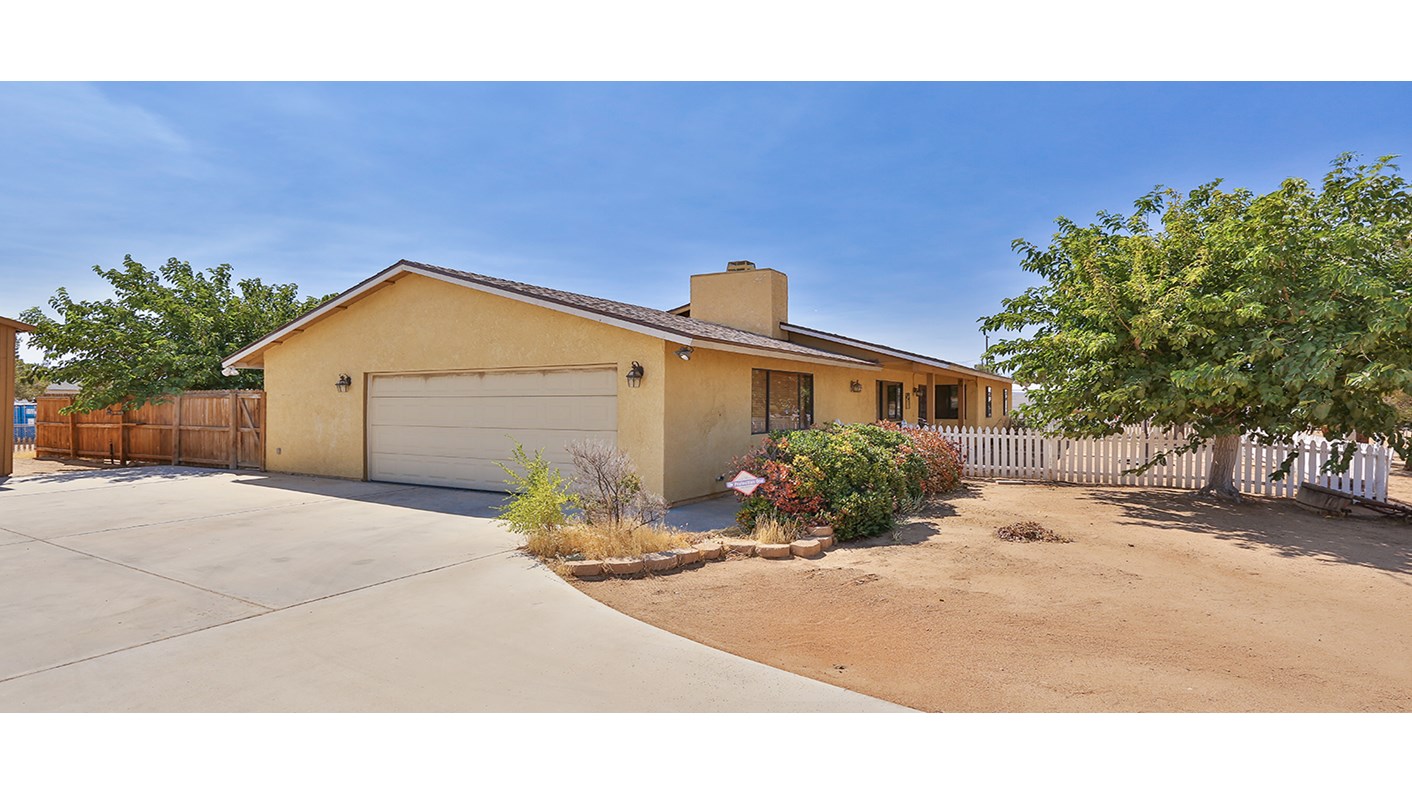 10617 Orchid Avenue, Hesperia, CA 92345