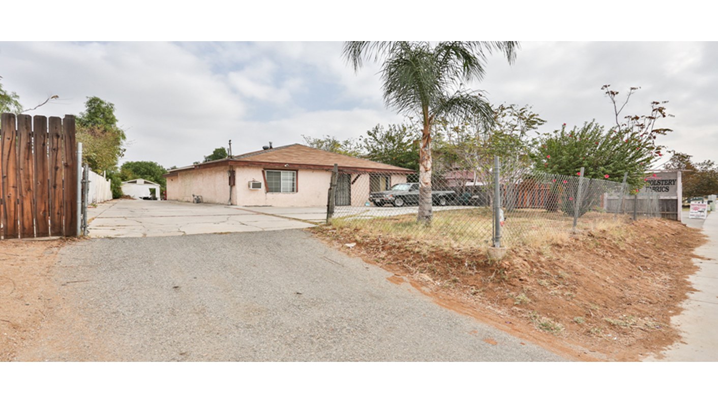 5327 Tyler Street, Riverside, CA 92503