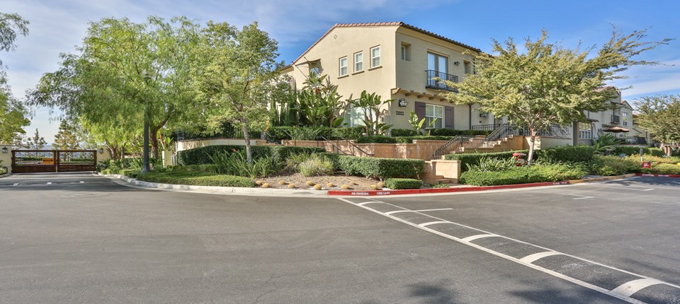 851 Terrace lane unit 10, Diamond Bar, CA 91765