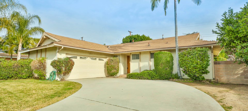 2832 I St, La Verne, CA 91750