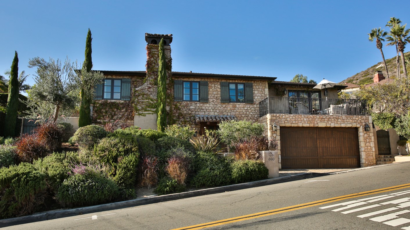 860 Park Avenue, Laguna Beach, CA 92651