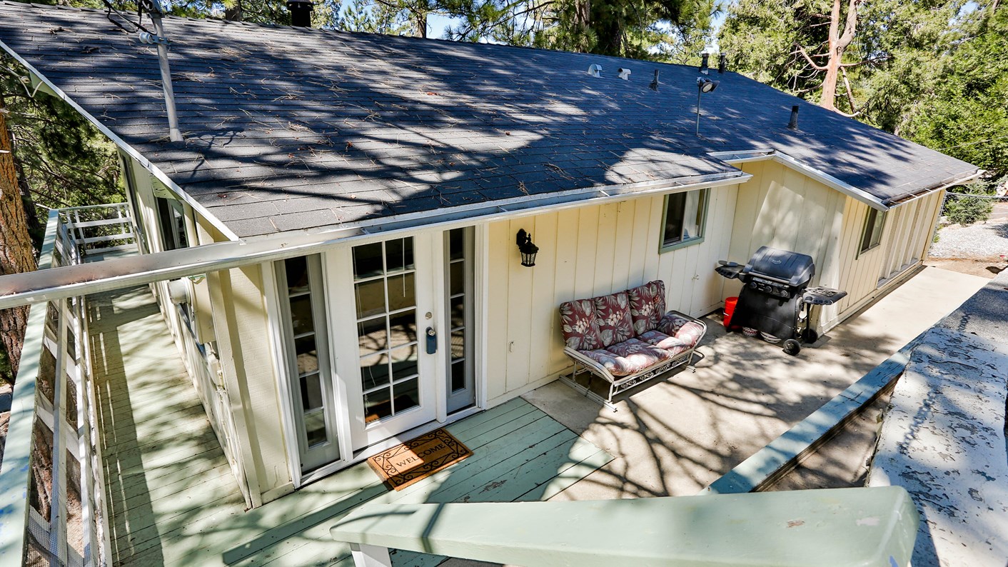 502 Rose Lane, Twin Peaks, CA 92391